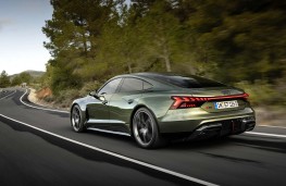 Audi RS e-tron GT performance rear threequarters